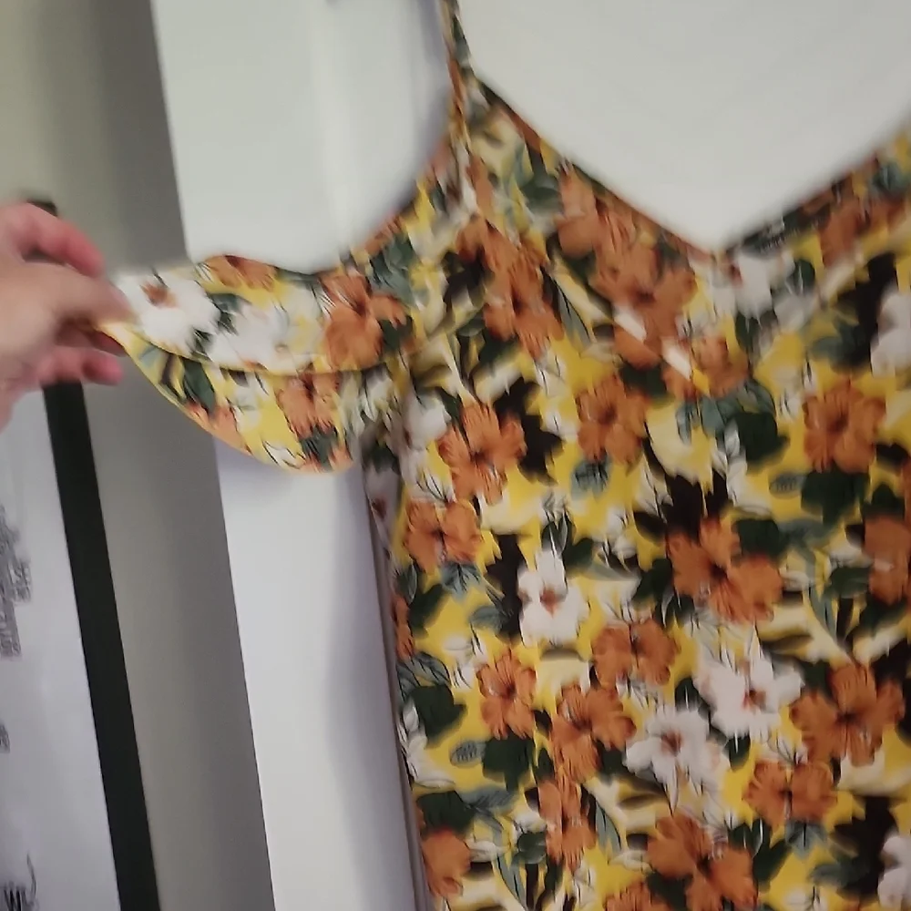 SHEIN Curve floral spaghetti strap tops with cold shoulder tops- 3 Available - Picture 7 of 13